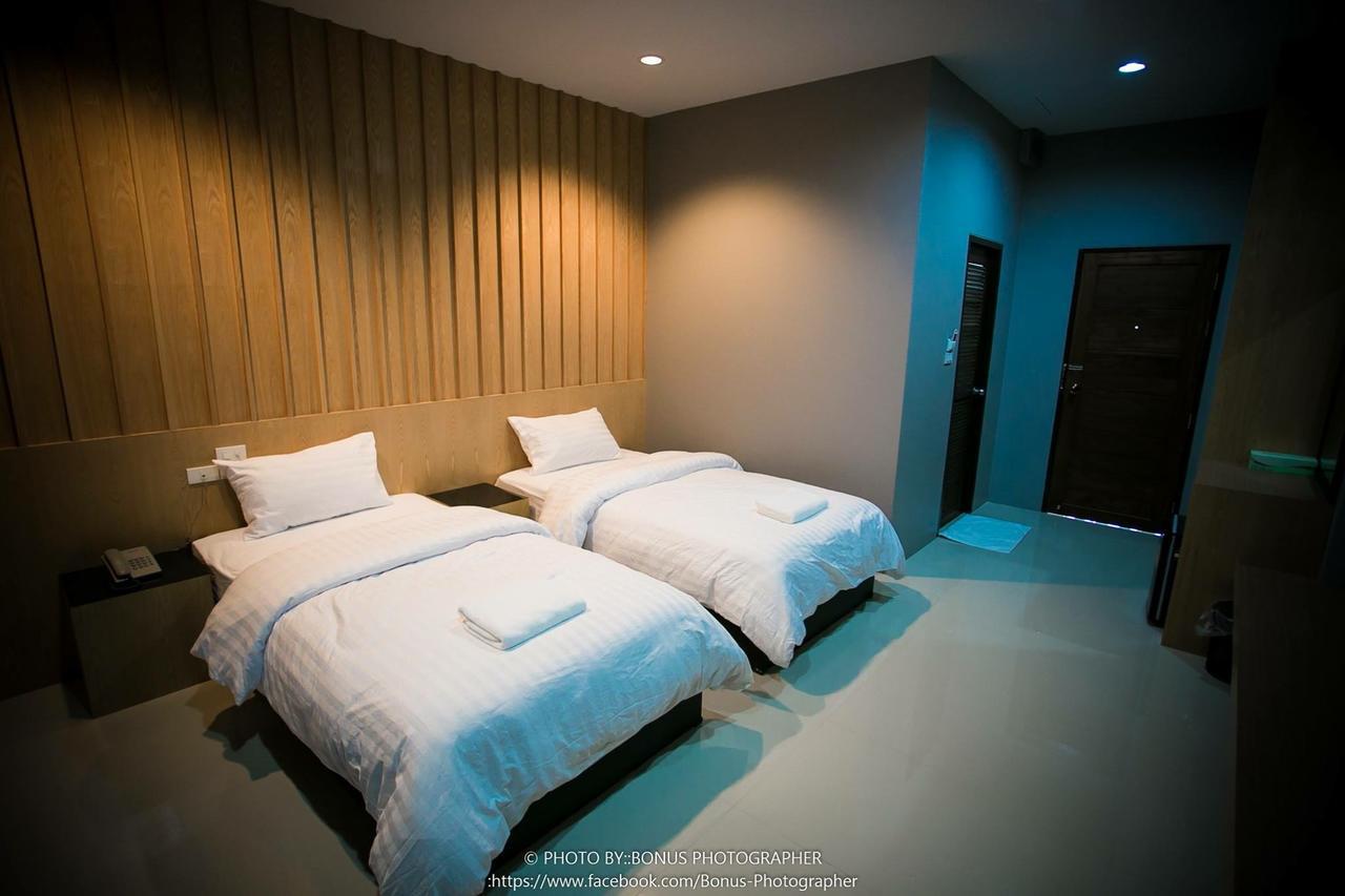 Hobby Hotel ウッタラディット エクステリア 写真